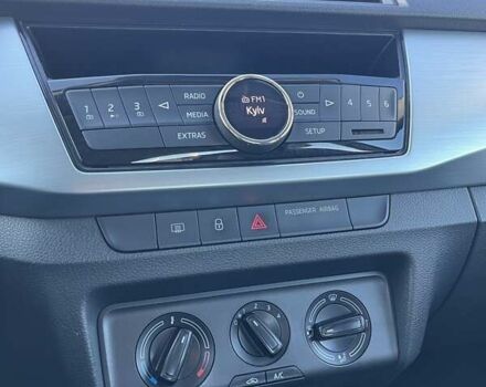 Шкода Фабия 2018 в Киеве на Automoto.ua Синий Шкода Фабия, объемом двигателя 1 л и пробегом 167 тыс. км за 6062 $, фото 17 на Automoto.ua