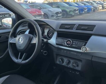 Шкода Фабия 2018 в Киеве на Automoto.ua Синий Шкода Фабия, объемом двигателя 1 л и пробегом 188 тыс. км за 6305 $, фото 13 на Automoto.ua