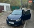 Синий Шкода Фабия, объемом двигателя 1 л и пробегом 180 тыс. км за 6050 $, фото 1 на Automoto.ua
