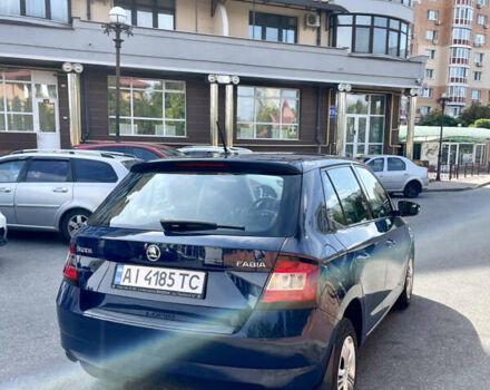 Синий Шкода Фабия, объемом двигателя 1 л и пробегом 66 тыс. км за 7950 $, фото 5 на Automoto.ua