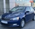Шкода Фабия 2018 в Киеве на Automoto.ua Синий Шкода Фабия, объемом двигателя 1 л и пробегом 167 тыс. км за 6062 $, фото 1 на Automoto.ua
