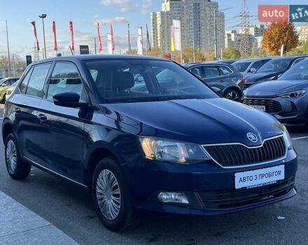 Шкода Фабия 2018 в Киеве на Automoto.ua Синий Шкода Фабия, объемом двигателя 1 л и пробегом 167 тыс. км за 6062 $, фото 3 на Automoto.ua