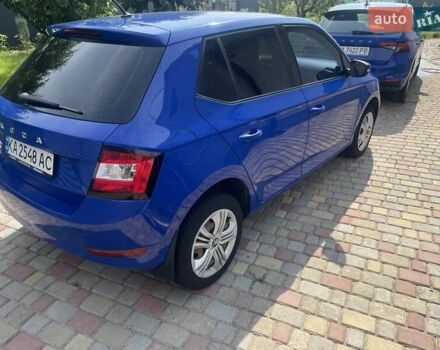 Синий Шкода Фабия, объемом двигателя 1 л и пробегом 143 тыс. км за 9000 $, фото 1 на Automoto.ua
