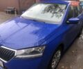 Синий Шкода Фабия, объемом двигателя 1 л и пробегом 65 тыс. км за 8750 $, фото 1 на Automoto.ua