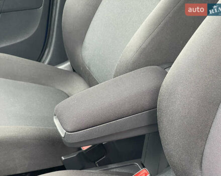 Синий Шкода Фабия, объемом двигателя 0 л и пробегом 128 тыс. км за 9450 $, фото 14 на Automoto.ua