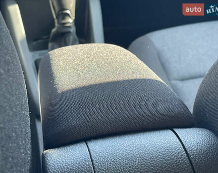 Синий Шкода Фабия, объемом двигателя 0 л и пробегом 128 тыс. км за 9450 $, фото 24 на Automoto.ua