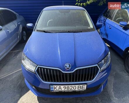Синий Шкода Фабия, объемом двигателя 1 л и пробегом 84 тыс. км за 9678 $, фото 1 на Automoto.ua