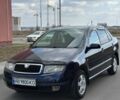 Синий Шкода Фабия, объемом двигателя 1.4 л и пробегом 200 тыс. км за 3750 $, фото 1 на Automoto.ua