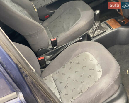 Синий Шкода Фабия, объемом двигателя 1.39 л и пробегом 282 тыс. км за 1200 $, фото 17 на Automoto.ua