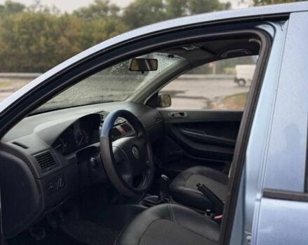 Шкода Фабия 2006 в Краматорске на Automoto.ua Синий Шкода Фабия, объемом двигателя 1.2 л и пробегом 200 тыс. км за 3184 $, фото 6 на Automoto.ua
