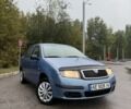 Синий Шкода Фабия, объемом двигателя 1.2 л и пробегом 213 тыс. км за 2750 $, фото 1 на Automoto.ua