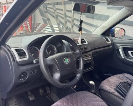Шкода Фабия 2007 в Хусте на Automoto.ua Синий Шкода Фабия, объемом двигателя 1.4 л и пробегом 300 тыс. км за 3800 $, фото 6 на Automoto.ua