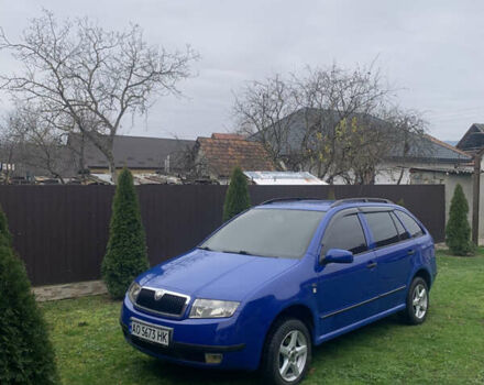 Синий Шкода Фабия, объемом двигателя 1.9 л и пробегом 300 тыс. км за 3000 $, фото 3 на Automoto.ua