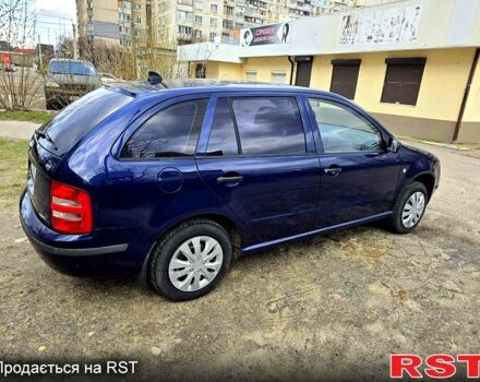 Синий Шкода Фабия, объемом двигателя 1.4 л и пробегом 248 тыс. км за 3600 $, фото 2 на Automoto.ua