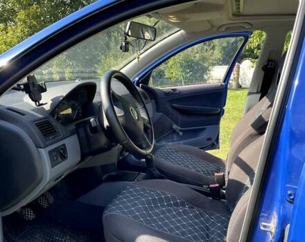 Синій Шкода Фабія, об'ємом двигуна 1.4 л та пробігом 255 тис. км за 3700 $, фото 22 на Automoto.ua