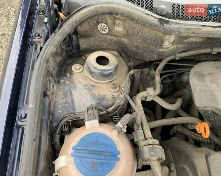 Синий Шкода Фабия, объемом двигателя 1.39 л и пробегом 288 тыс. км за 3400 $, фото 23 на Automoto.ua