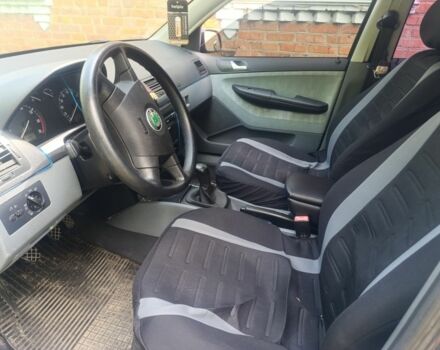 Синій Шкода Фабія, об'ємом двигуна 1.4 л та пробігом 360 тис. км за 3000 $, фото 3 на Automoto.ua