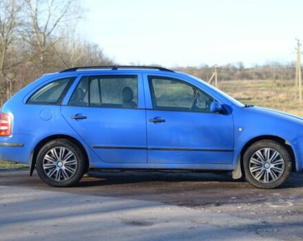 Синий Шкода Фабия, объемом двигателя 1.4 л и пробегом 285 тыс. км за 3100 $, фото 3 на Automoto.ua