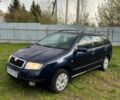 Синий Шкода Фабия, объемом двигателя 1.4 л и пробегом 350 тыс. км за 3100 $, фото 1 на Automoto.ua