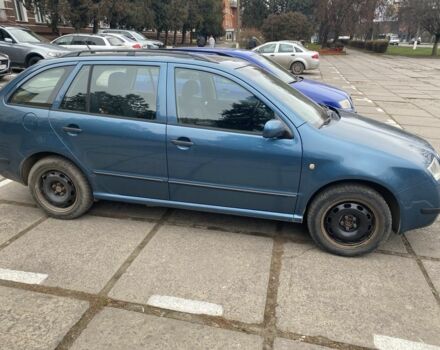 Синий Шкода Фабия, объемом двигателя 1.4 л и пробегом 175 тыс. км за 3000 $, фото 3 на Automoto.ua