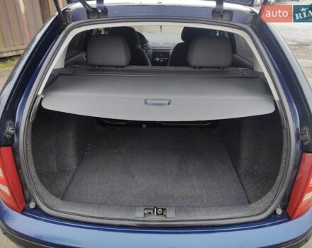 Синий Шкода Фабия, объемом двигателя 1.4 л и пробегом 326 тыс. км за 3800 $, фото 10 на Automoto.ua