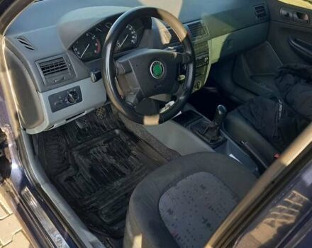Синій Шкода Фабія, об'ємом двигуна 1.2 л та пробігом 250 тис. км за 2650 $, фото 5 на Automoto.ua