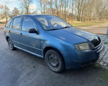Синий Шкода Фабия, объемом двигателя 1.4 л и пробегом 354 тыс. км за 2250 $, фото 3 на Automoto.ua