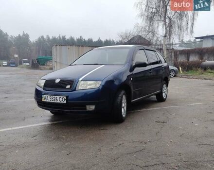 Синий Шкода Фабия, объемом двигателя 1.4 л и пробегом 326 тыс. км за 3800 $, фото 3 на Automoto.ua