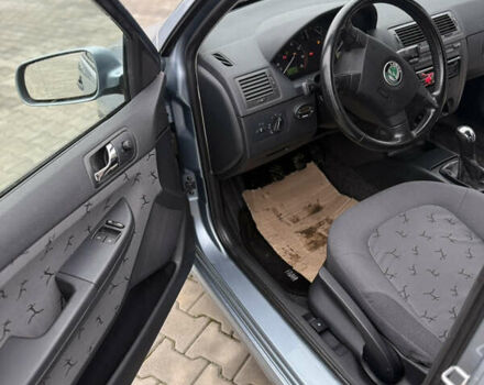 Синий Шкода Фабия, объемом двигателя 1.4 л и пробегом 190 тыс. км за 3900 $, фото 8 на Automoto.ua