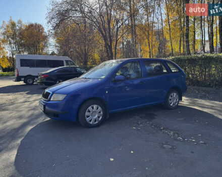 Синий Шкода Фабия, объемом двигателя 1.39 л и пробегом 292 тыс. км за 2999 $, фото 2 на Automoto.ua