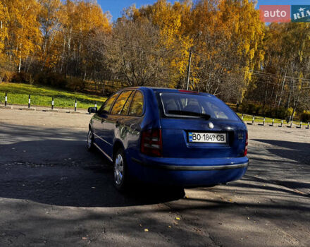 Синий Шкода Фабия, объемом двигателя 1.39 л и пробегом 292 тыс. км за 2999 $, фото 3 на Automoto.ua