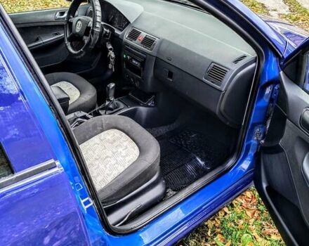 Шкода Фабия 2004 в Ивано-Франковске на Automoto.ua Синий Шкода Фабия, объемом двигателя 1.39 л и пробегом 237 тыс. км за 2700 $, фото 3 на Automoto.ua