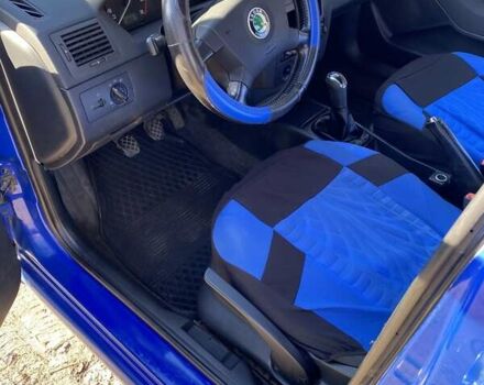 Синій Шкода Фабія, об'ємом двигуна 1.2 л та пробігом 250 тис. км за 3800 $, фото 7 на Automoto.ua