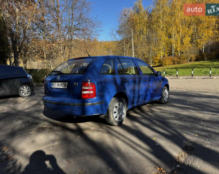 Синий Шкода Фабия, объемом двигателя 1.39 л и пробегом 292 тыс. км за 2999 $, фото 4 на Automoto.ua
