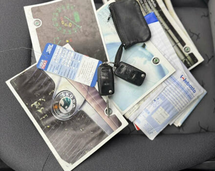 Синий Шкода Фабия, объемом двигателя 1.4 л и пробегом 190 тыс. км за 3900 $, фото 15 на Automoto.ua