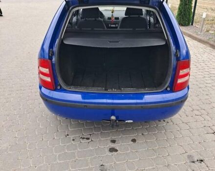 Синій Шкода Фабія, об'ємом двигуна 1.39 л та пробігом 323 тис. км за 3600 $, фото 5 на Automoto.ua