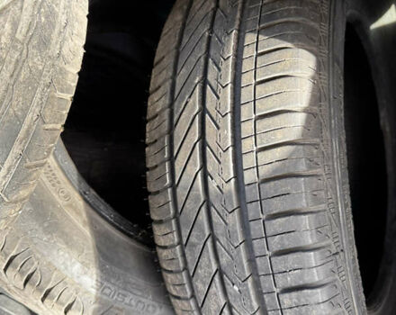 Синий Шкода Фабия, объемом двигателя 1.39 л и пробегом 292 тыс. км за 2999 $, фото 6 на Automoto.ua