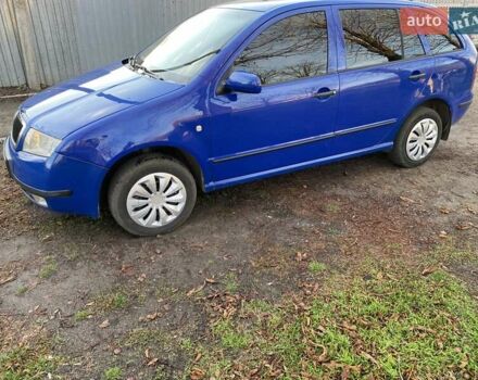Синій Шкода Фабія, об'ємом двигуна 1.2 л та пробігом 250 тис. км за 3800 $, фото 4 на Automoto.ua