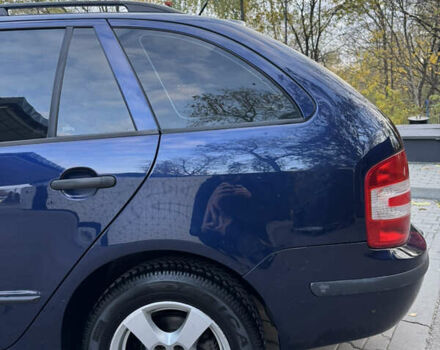 Шкода Фабия 2004 в Тернополе на Automoto.ua Синий Шкода Фабия, объемом двигателя 1.39 л и пробегом 200 тыс. км за 3650 $, фото 17 на Automoto.ua