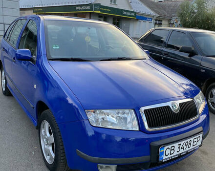 Синий Шкода Фабия, объемом двигателя 1.39 л и пробегом 250 тыс. км за 4300 $, фото 2 на Automoto.ua