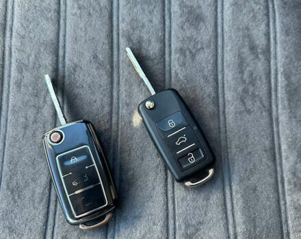 Синій Шкода Фабія, об'ємом двигуна 1.39 л та пробігом 259 тис. км за 3650 $, фото 3 на Automoto.ua