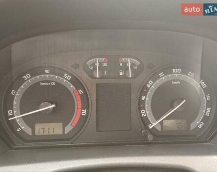 Синий Шкода Фабия, объемом двигателя 1.4 л и пробегом 192 тыс. км за 4800 $, фото 16 на Automoto.ua