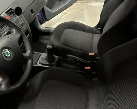 Синій Шкода Фабія, об'ємом двигуна 1.39 л та пробігом 259 тис. км за 3650 $, фото 1 на Automoto.ua