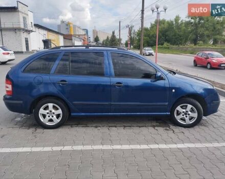 Синий Шкода Фабия, объемом двигателя 1.4 л и пробегом 192 тыс. км за 4800 $, фото 2 на Automoto.ua