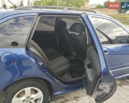 Синий Шкода Фабия, объемом двигателя 1.4 л и пробегом 192 тыс. км за 4800 $, фото 12 на Automoto.ua