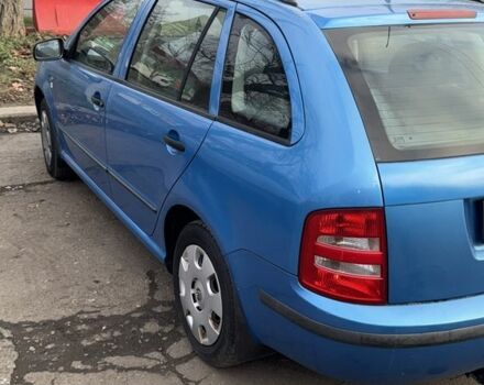 Синий Шкода Фабия, объемом двигателя 1.4 л и пробегом 179 тыс. км за 2300 $, фото 7 на Automoto.ua