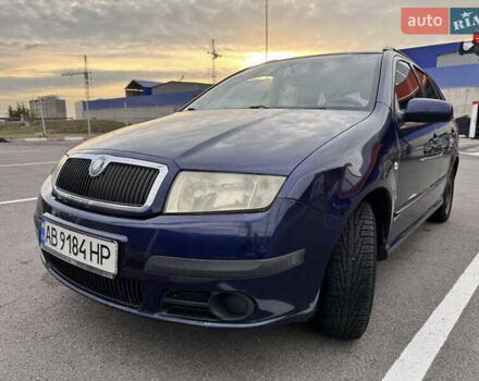 Синій Шкода Фабія, об'ємом двигуна 1.39 л та пробігом 259 тис. км за 3650 $, фото 2 на Automoto.ua