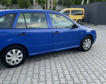 Синий Шкода Фабия, объемом двигателя 1.2 л и пробегом 315 тыс. км за 2600 $, фото 7 на Automoto.ua