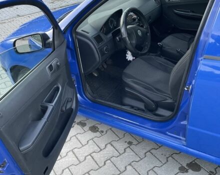 Синій Шкода Фабія, об'ємом двигуна 1.2 л та пробігом 315 тис. км за 2600 $, фото 6 на Automoto.ua