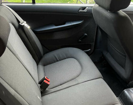 Синий Шкода Фабия, объемом двигателя 1.4 л и пробегом 183 тыс. км за 3700 $, фото 18 на Automoto.ua